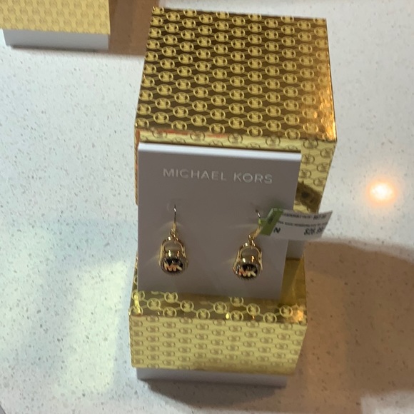 NWT MICHAEL KORS EARRINGS - Picture 1 of 4